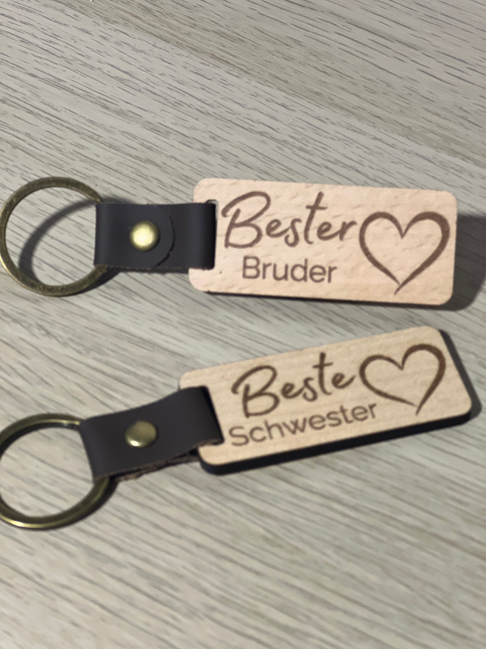 3D Schlüsselanhänger Holz Herz – Familie aus PLA – 3D Ganzjahresdeko – ASDEPRO