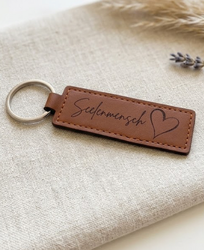 Leder-Schlüsselanhänger „Lieblingsmensch“ – Edles Geschenk mit Herz