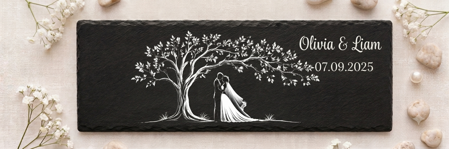Personalisierte Hochzeitsplatte mit Wunschgravur handgemacht von ASDEPRO – in klarer, reduzierter Formsprache (Ansicht 2)