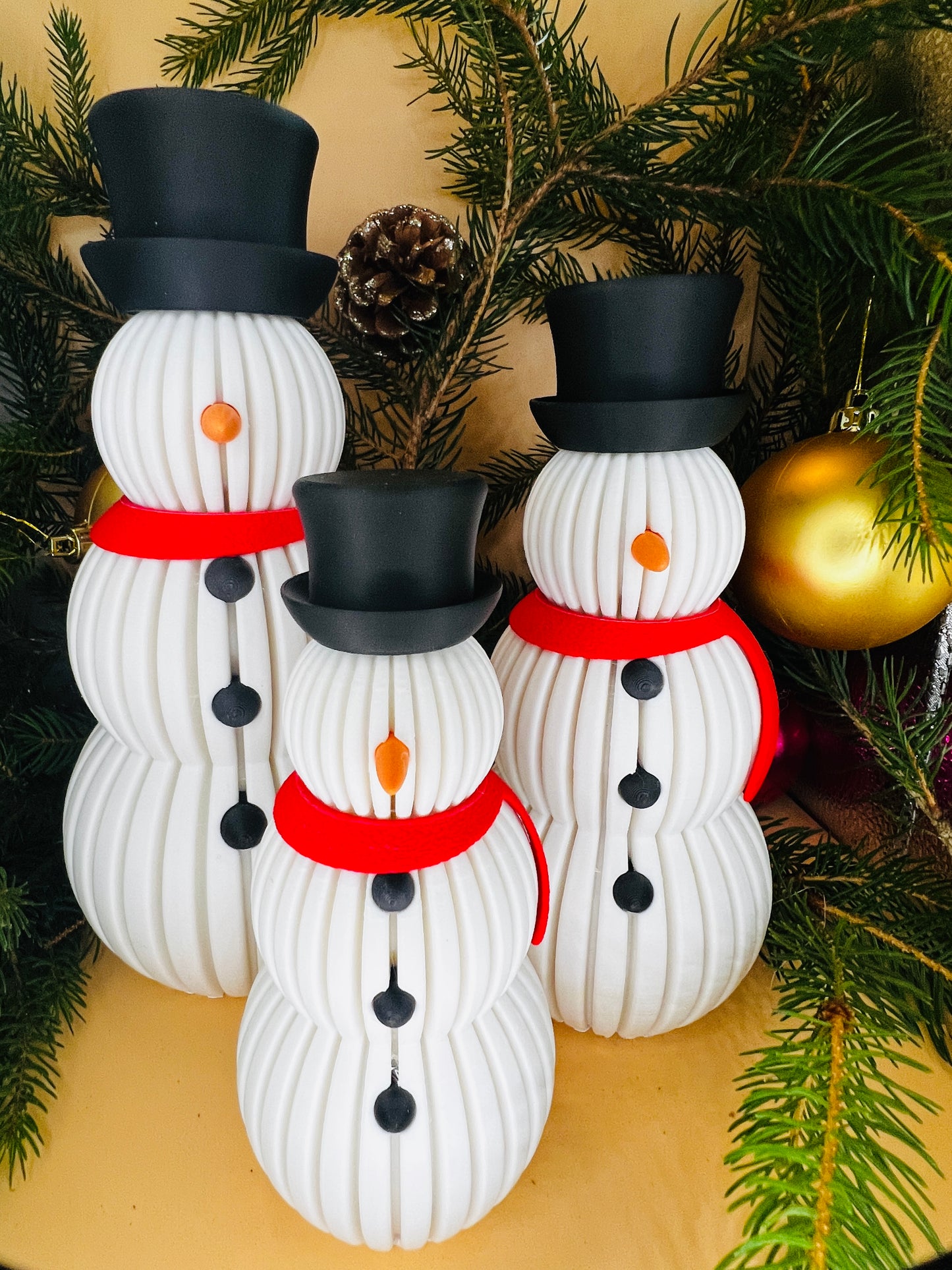 Schneemann Rib Frosty mit fein gerippter Oberfläche – als moderne Weihnachtsdeko