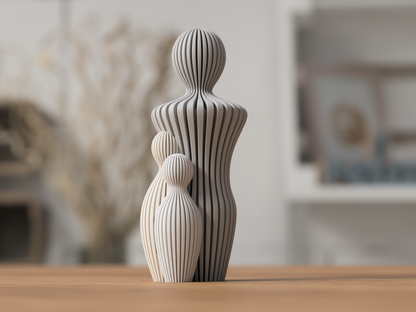 Minimalistische Vaterfigur mit 2 Kindern – Familien Skulptur
